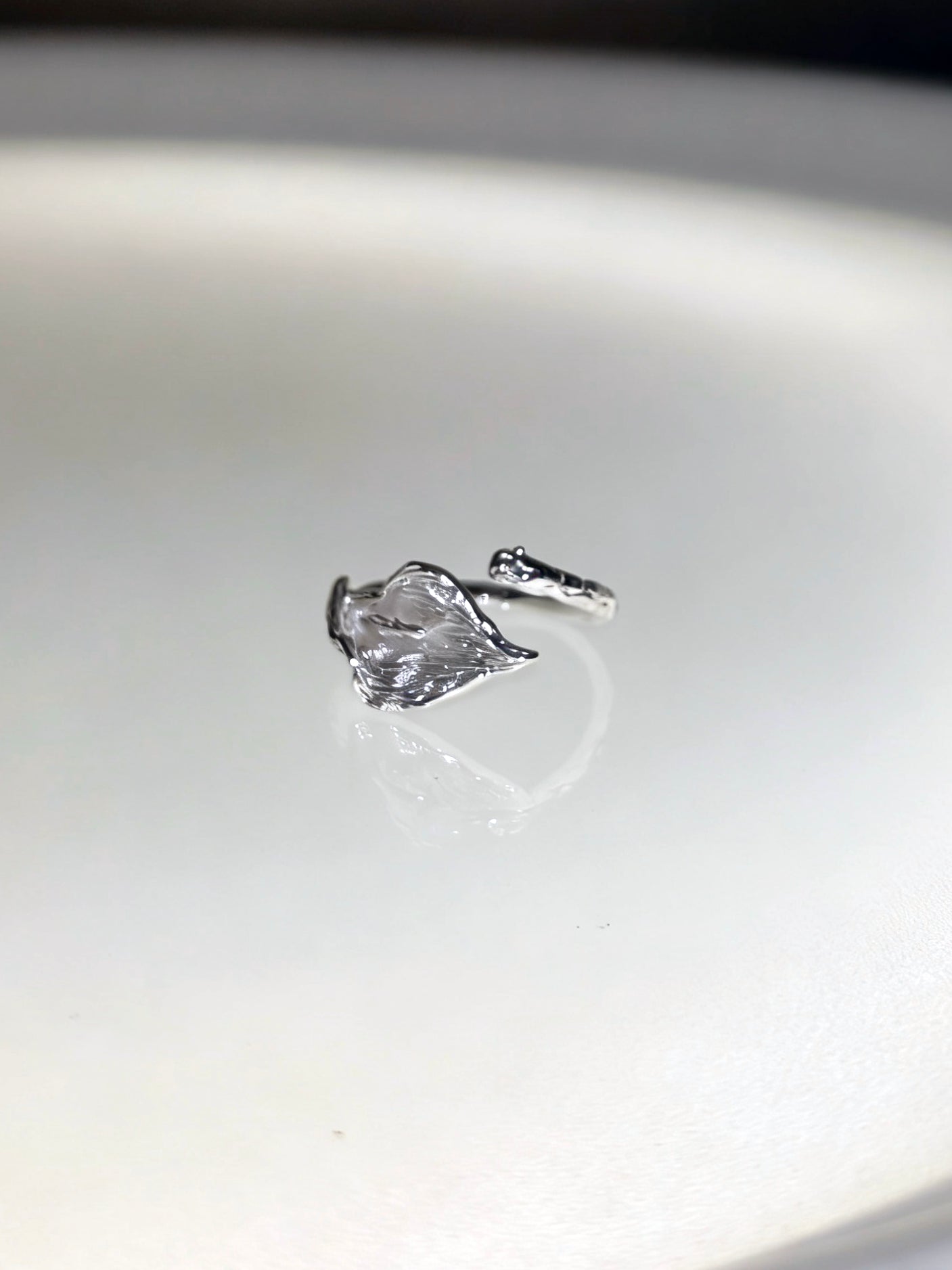 Calla Sculpted Control Adjustable Ring