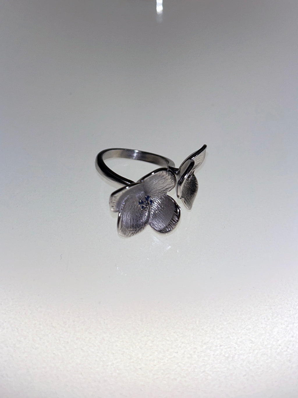 Hydrangea Soft Power Adjustable Ring