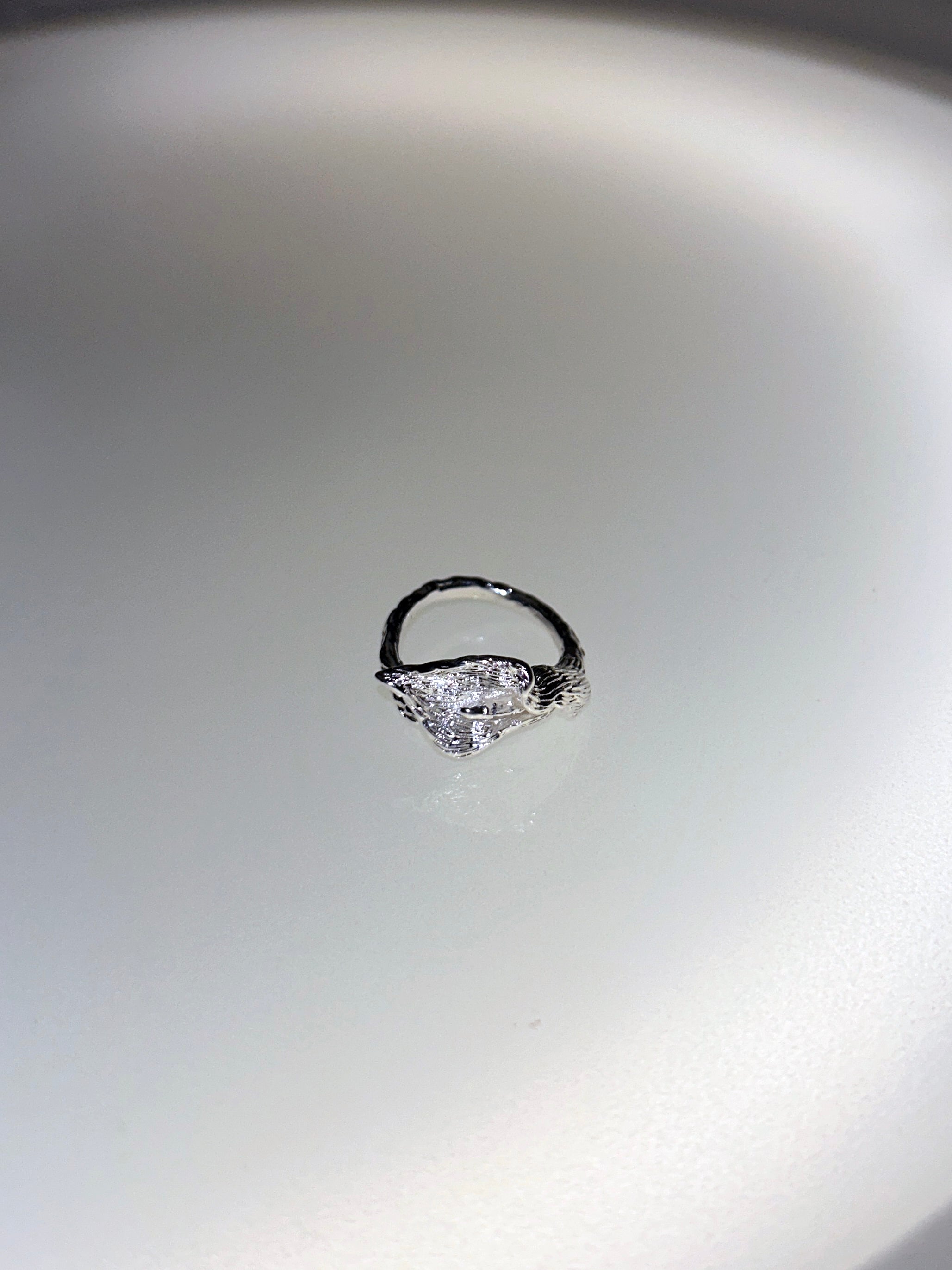 Calla Sculpted Control Adjustable Ring