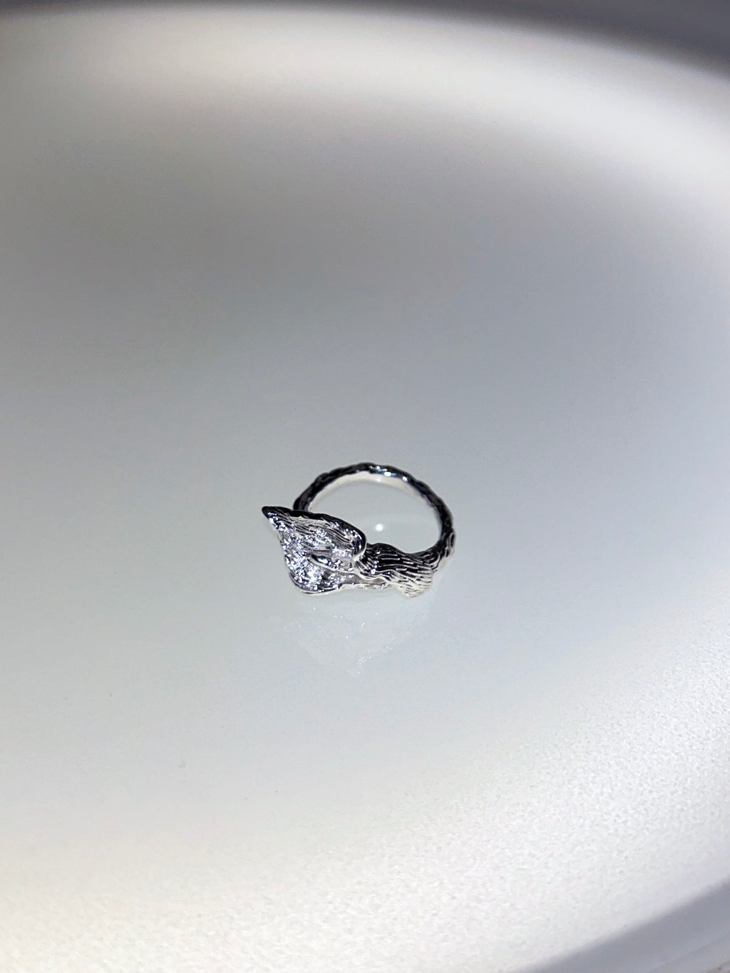Calla Sculpted Control Adjustable Ring