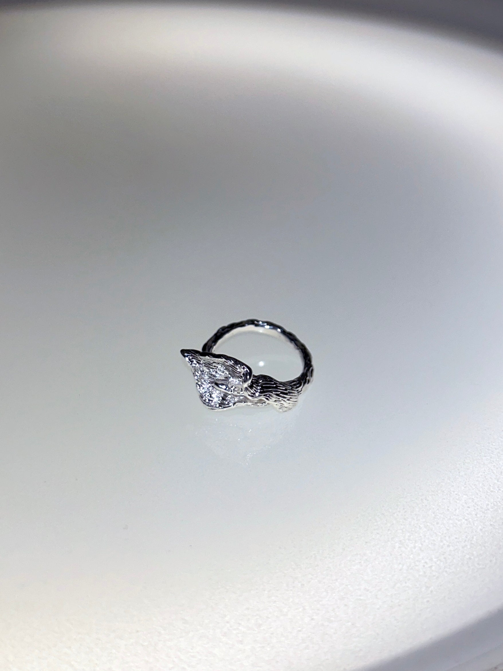 Calla Sculpted Control Adjustable Ring