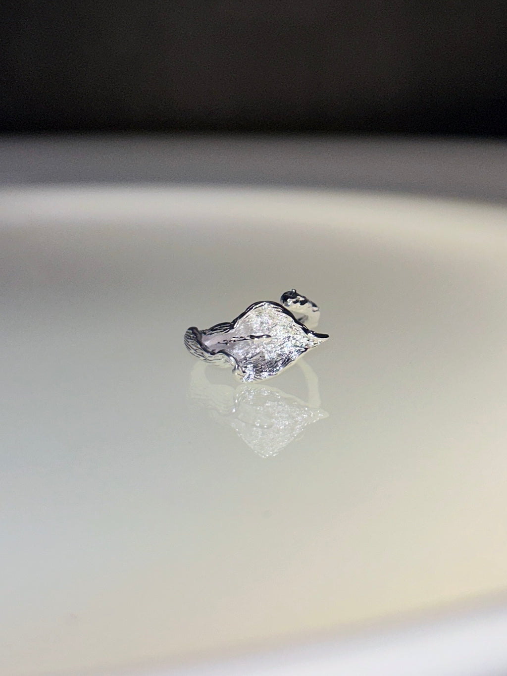 Calla Sculpted Control Adjustable Ring