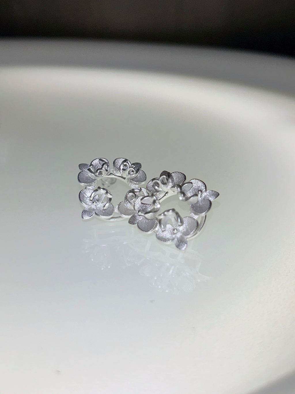 Orchid Absolute Presence Earrings